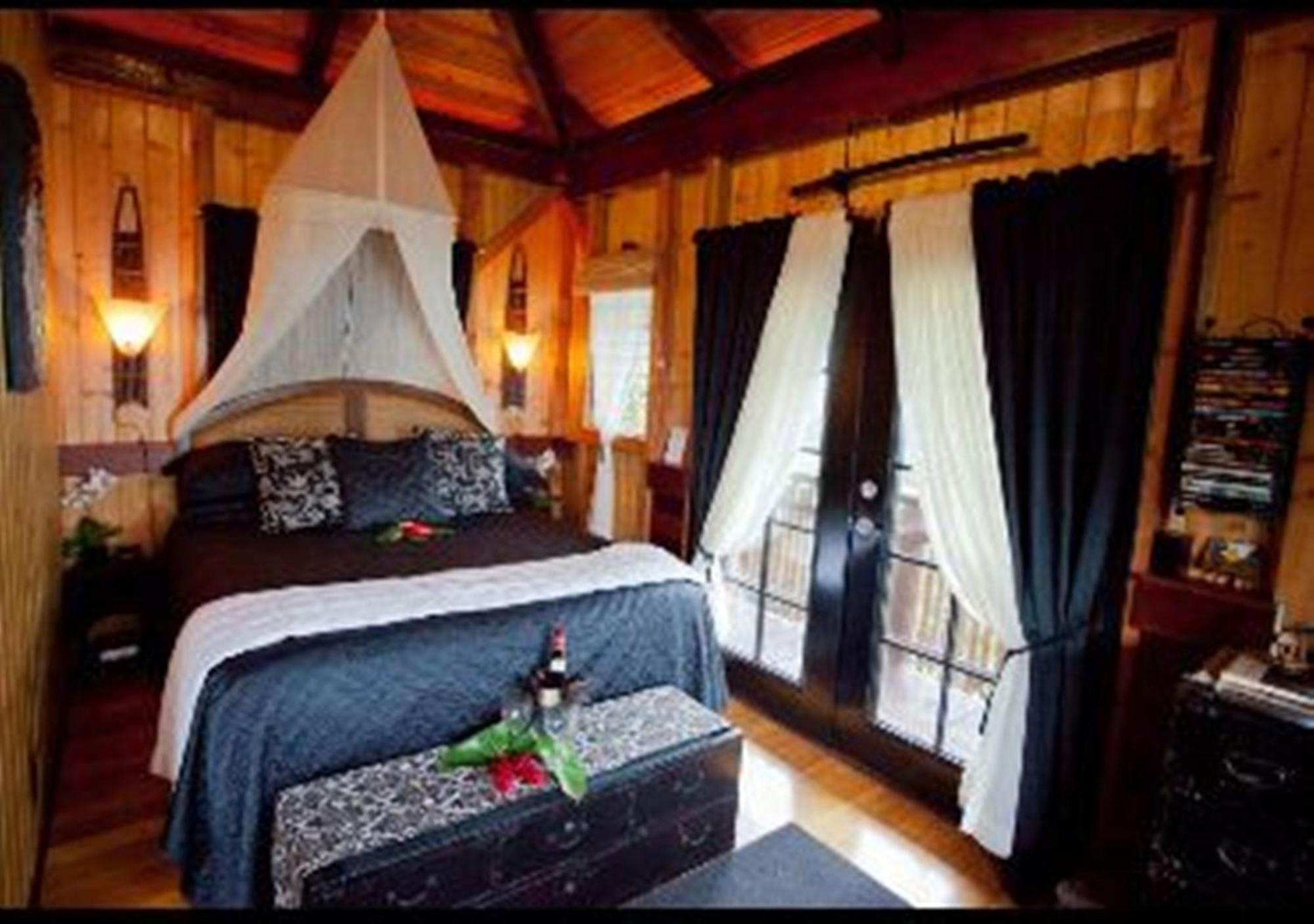 The Bali House And Cottage At Kehena Beach Hawaii ภายนอก รูปภาพ